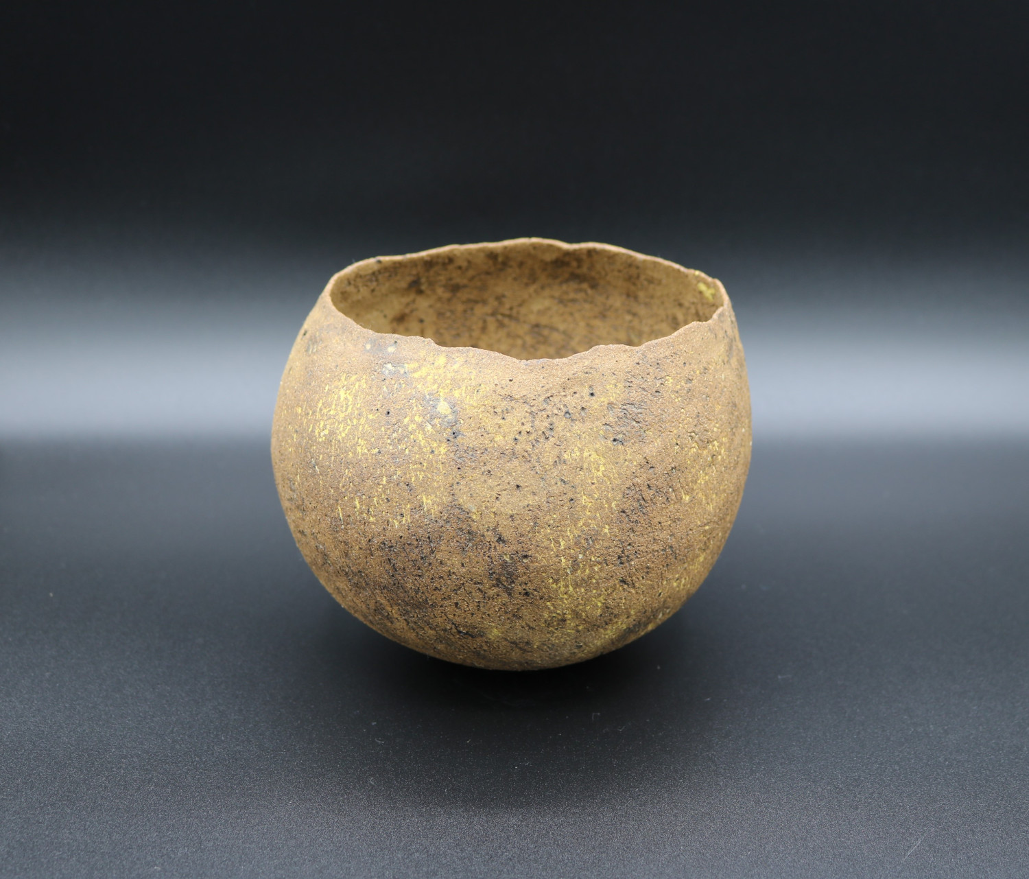 An Early Pinch Pot of Spherical Form